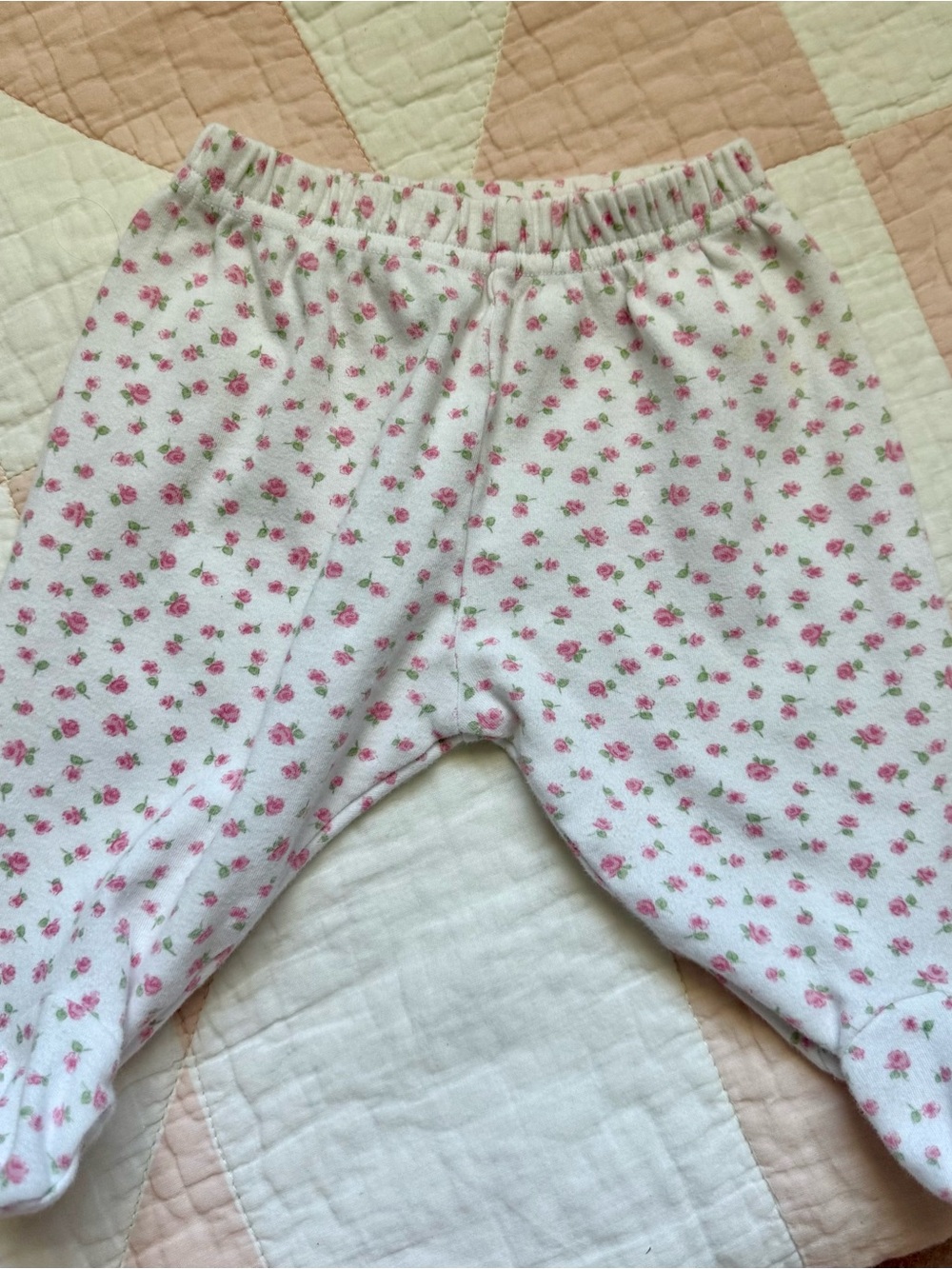 Vintage Classic Pooh 100% Cotton Floral Baby Footed Pants 0-3